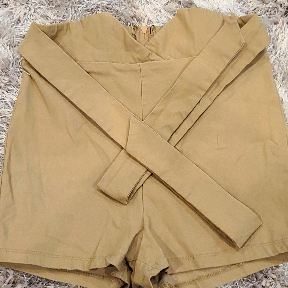 Brown shorts